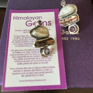 Stealing silver , mother of pearl, mystic topaz studs earrings